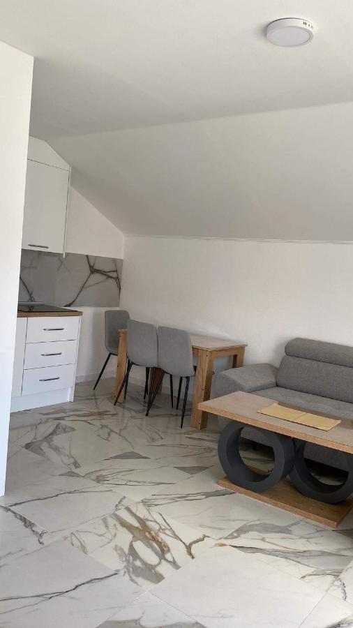 Apartman Zepce Luaran gambar