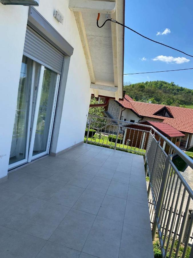 Apartman Zepce Luaran gambar